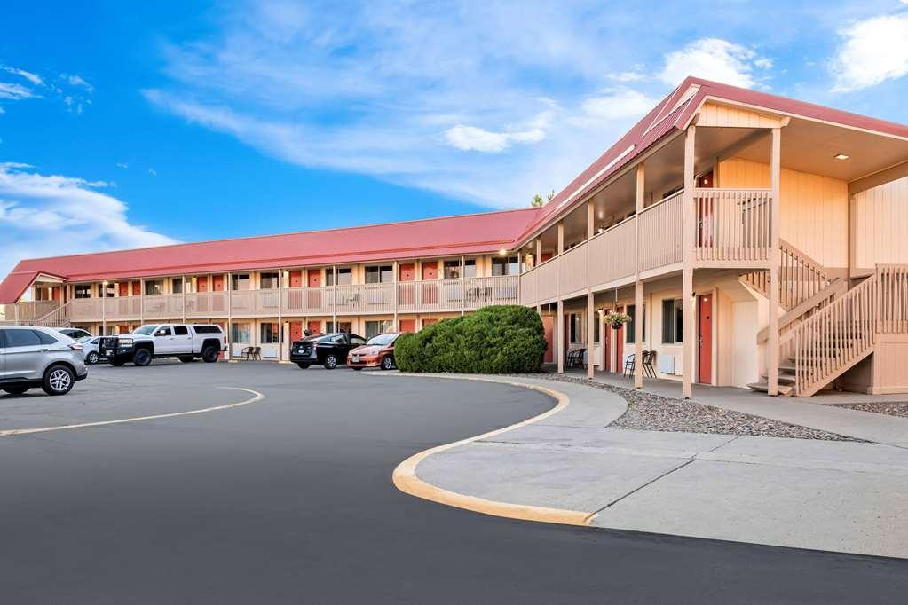 Econo Lodge Miles City Exterior photo