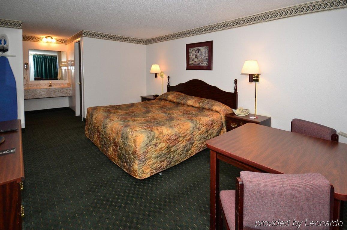 Econo Lodge Miles City Room photo