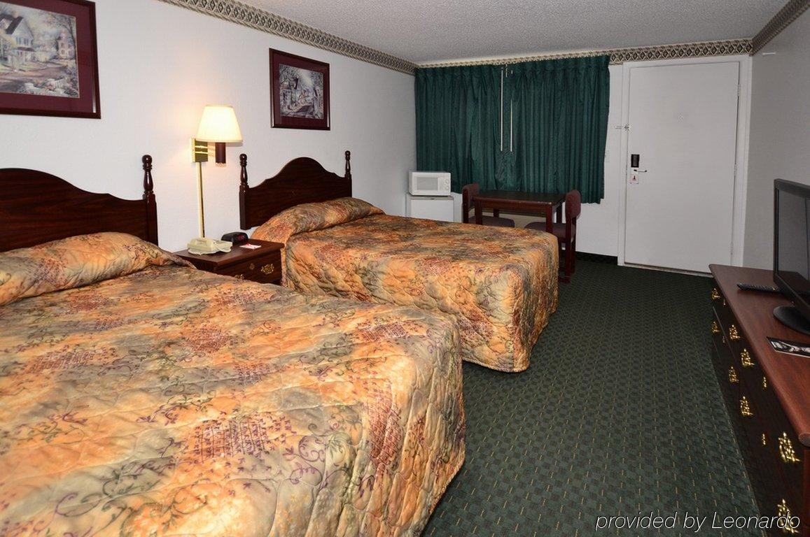Econo Lodge Miles City Room photo